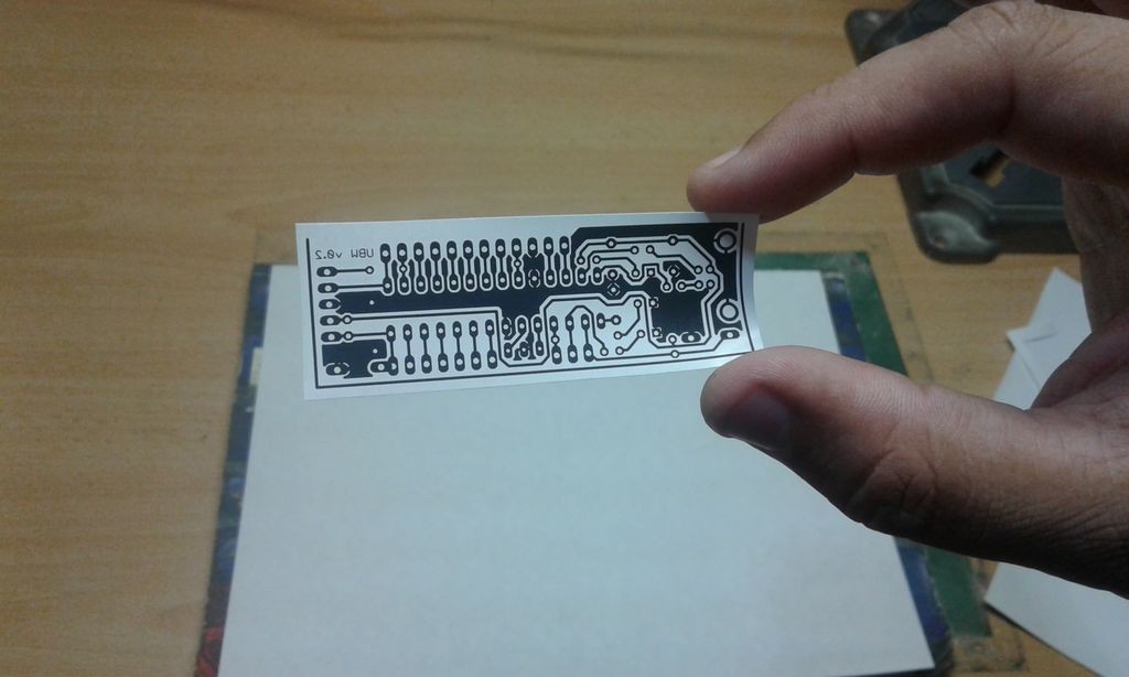 Алхам 3 PCB ээ шохойтой цаасан дээр хэвлэх